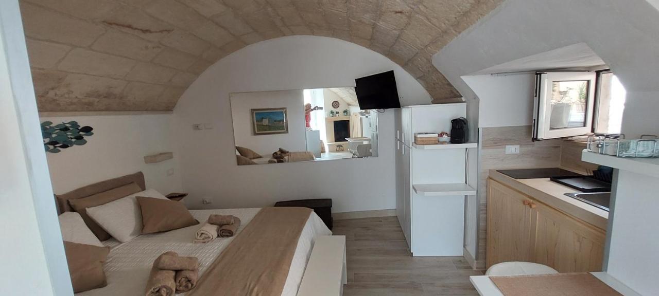 Romantico Monolocale Nel Cuore Di Otranto Con Garage Apartment Exterior photo